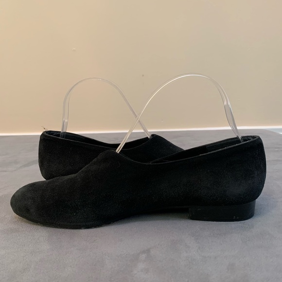 Stuart Weitzman Black Suede Flats  (8.5) - Picture 5 of 8